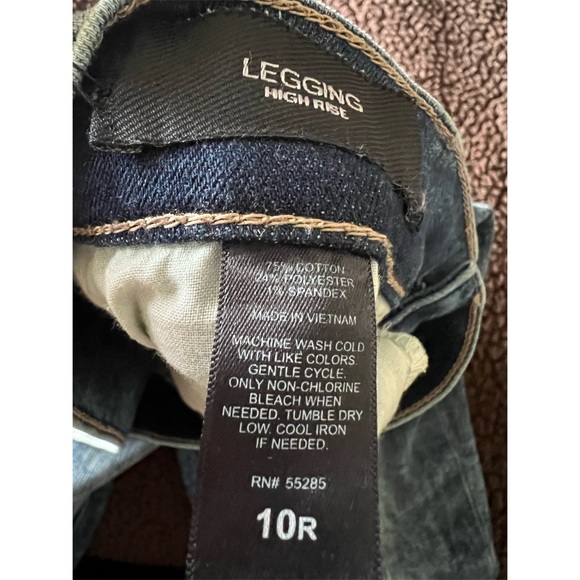 Express High Rise Jeans - Picture 4 of 5